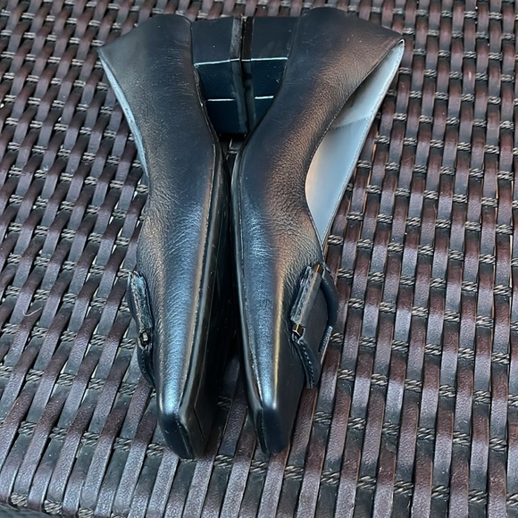 VINTAGE leather Etienne Aigner navy square toe  size 7.5 - Picture 11 of 13